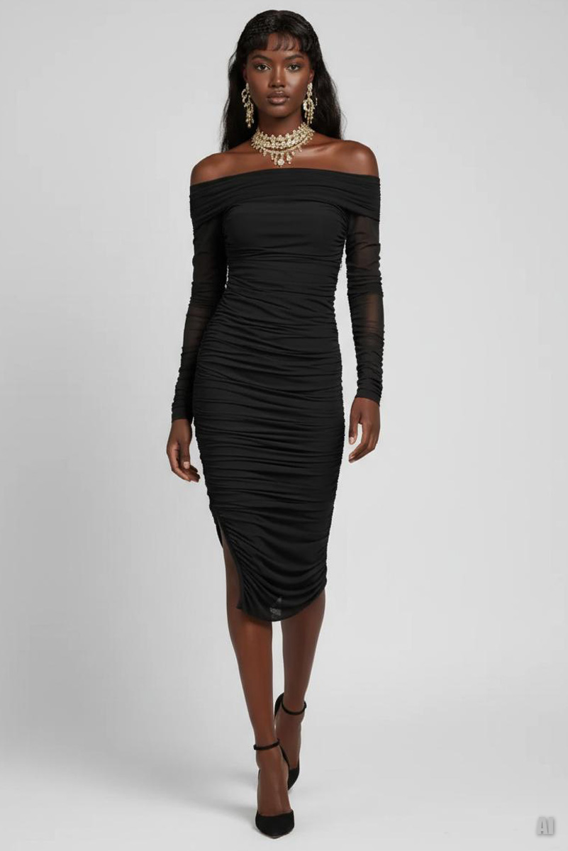 Siyah Madonna Yaka Astarlı Midi Elbise