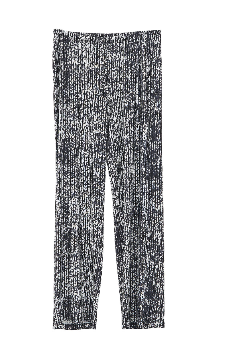 BLACK-OFFWHITE