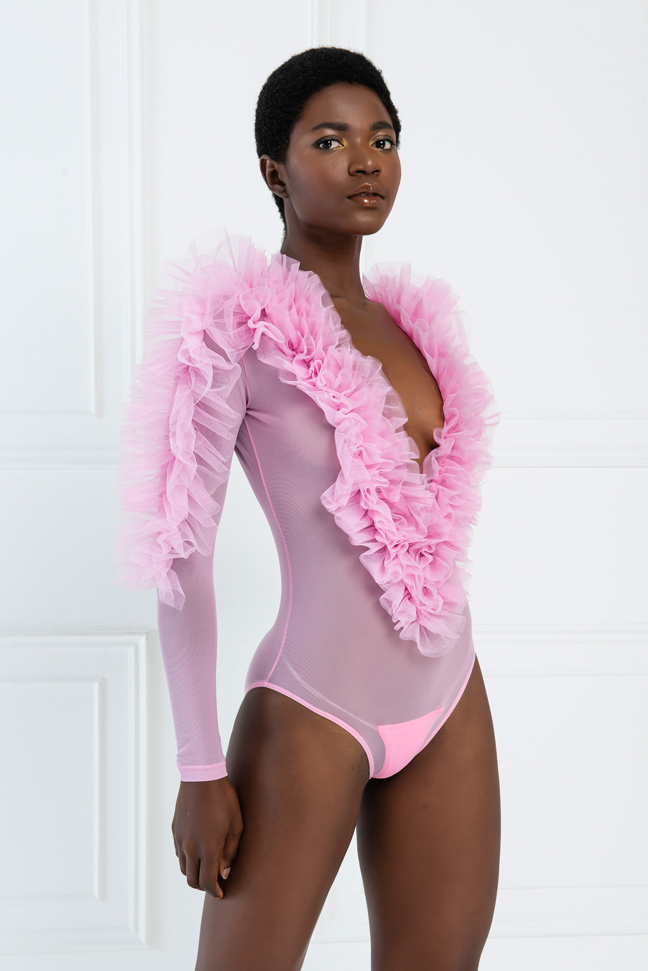 Floral ruffle bodysuit natural/pink  Trendy Bodysuits - Lush Fashion Lounge