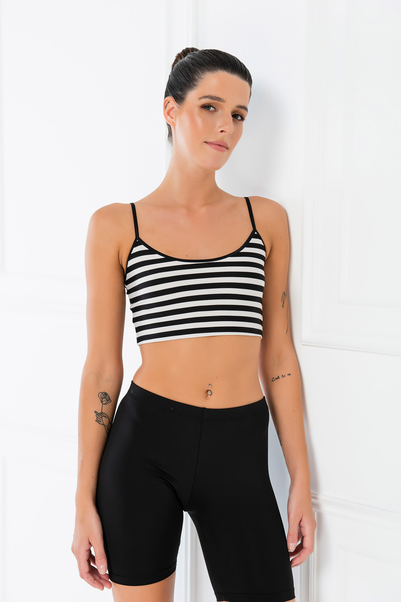 Siyah Offwhite Çizgili Askılı Crop