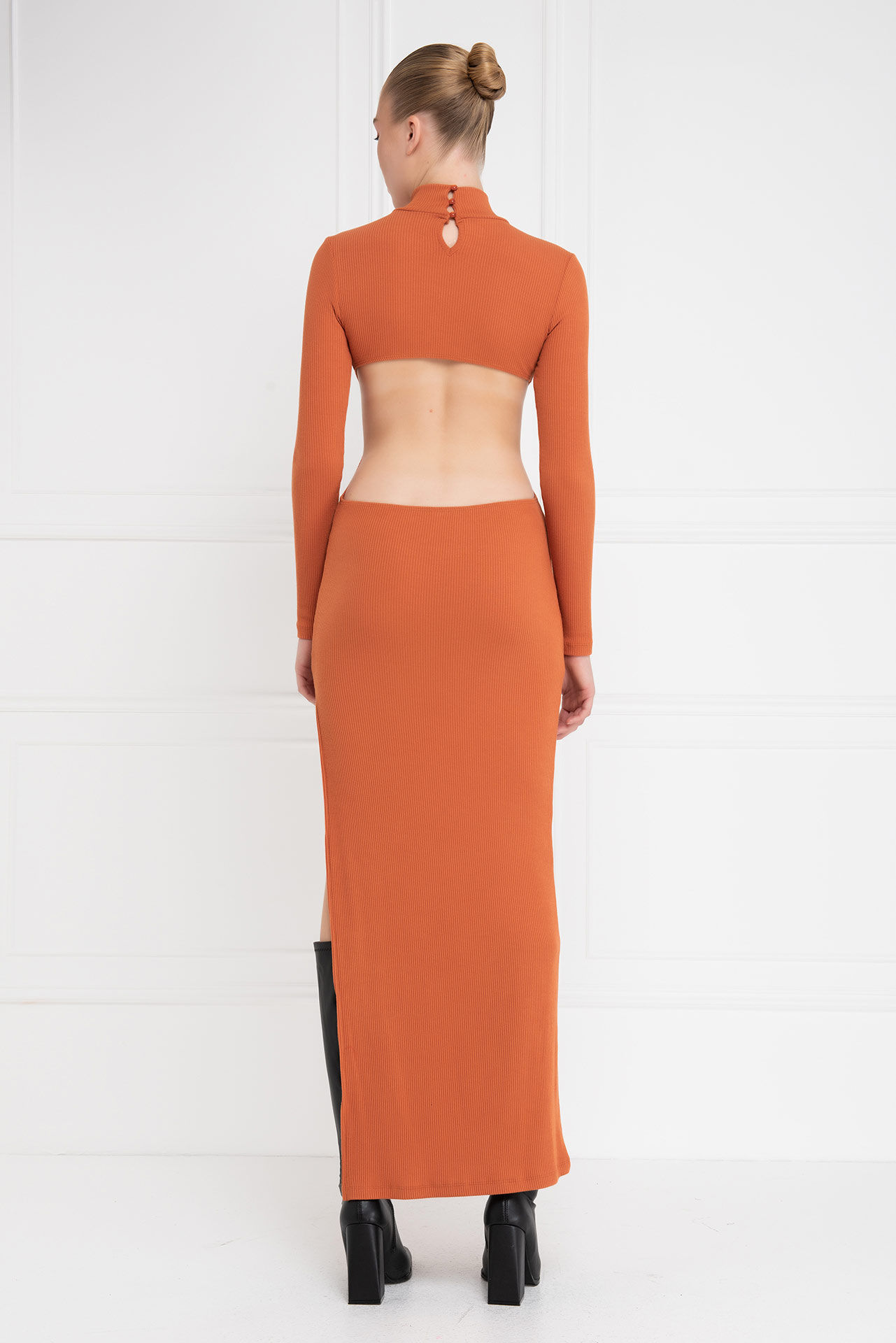 Ochre Bel Dekolteli Yırtmaçlı Maxi Elbise