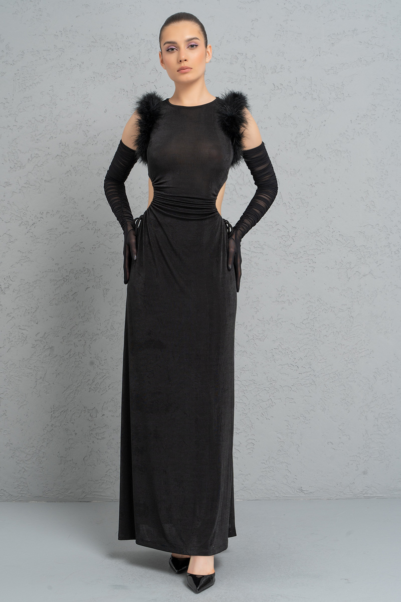 Siyah Transparan Tül Eldivenli Yırtmaçlı Elbise