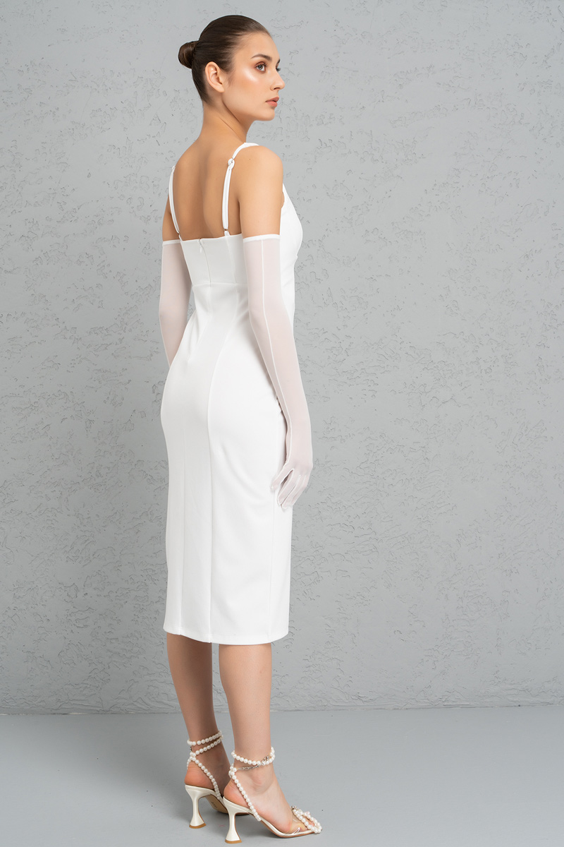 Off white Yırtmaç Detaylı Eldivenli Elbise