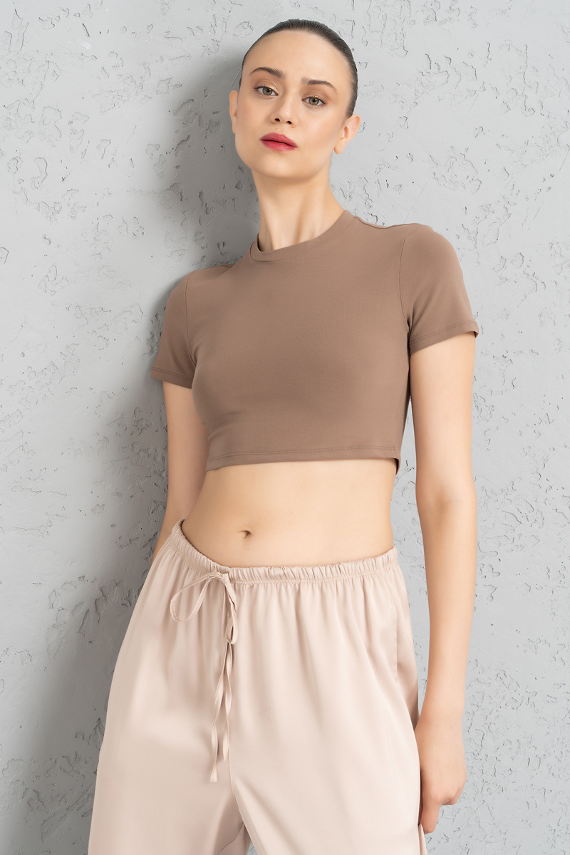 Short Sleeve Soil Crop Top