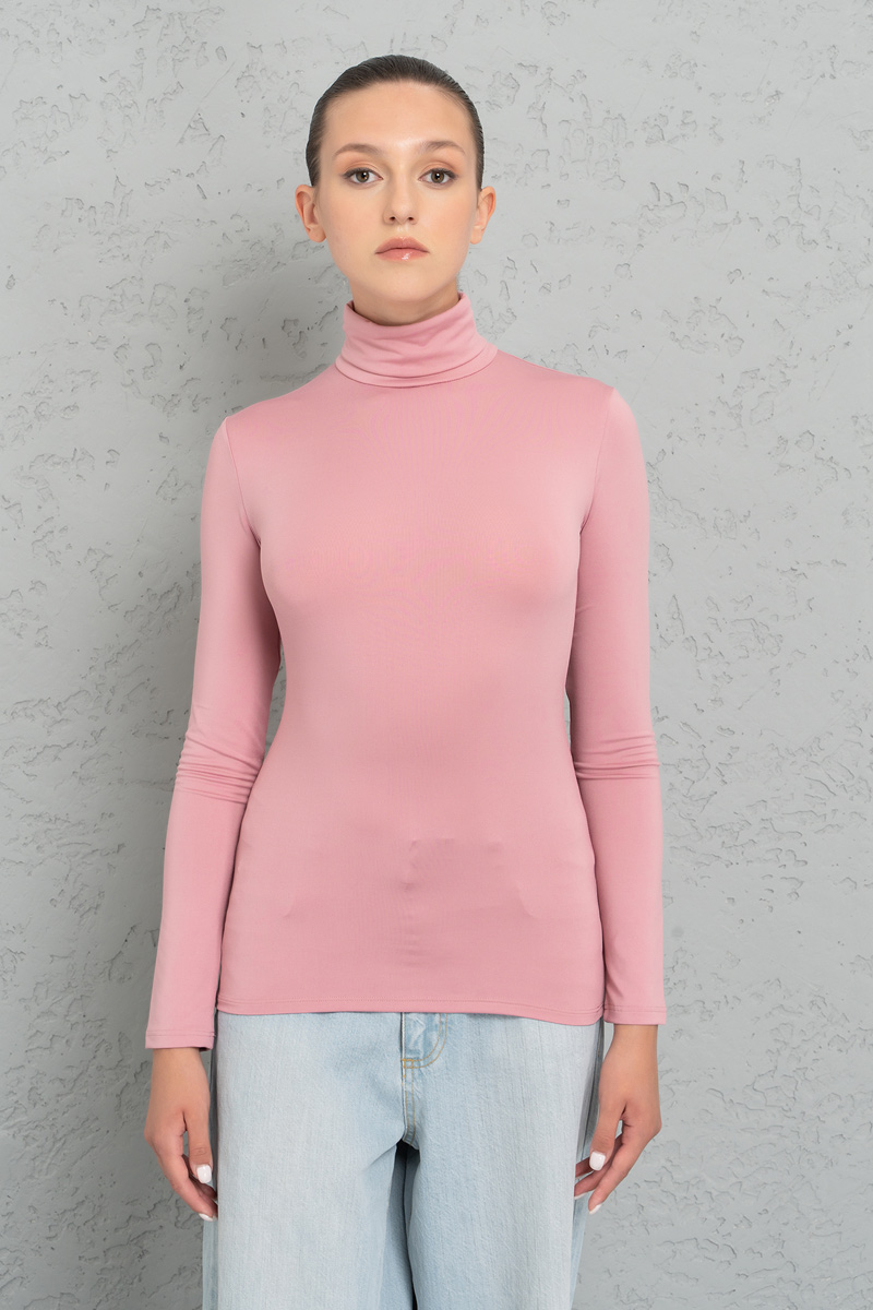 Uzun Kollu Dar Kesim Boğazlı Light Rose Bluz