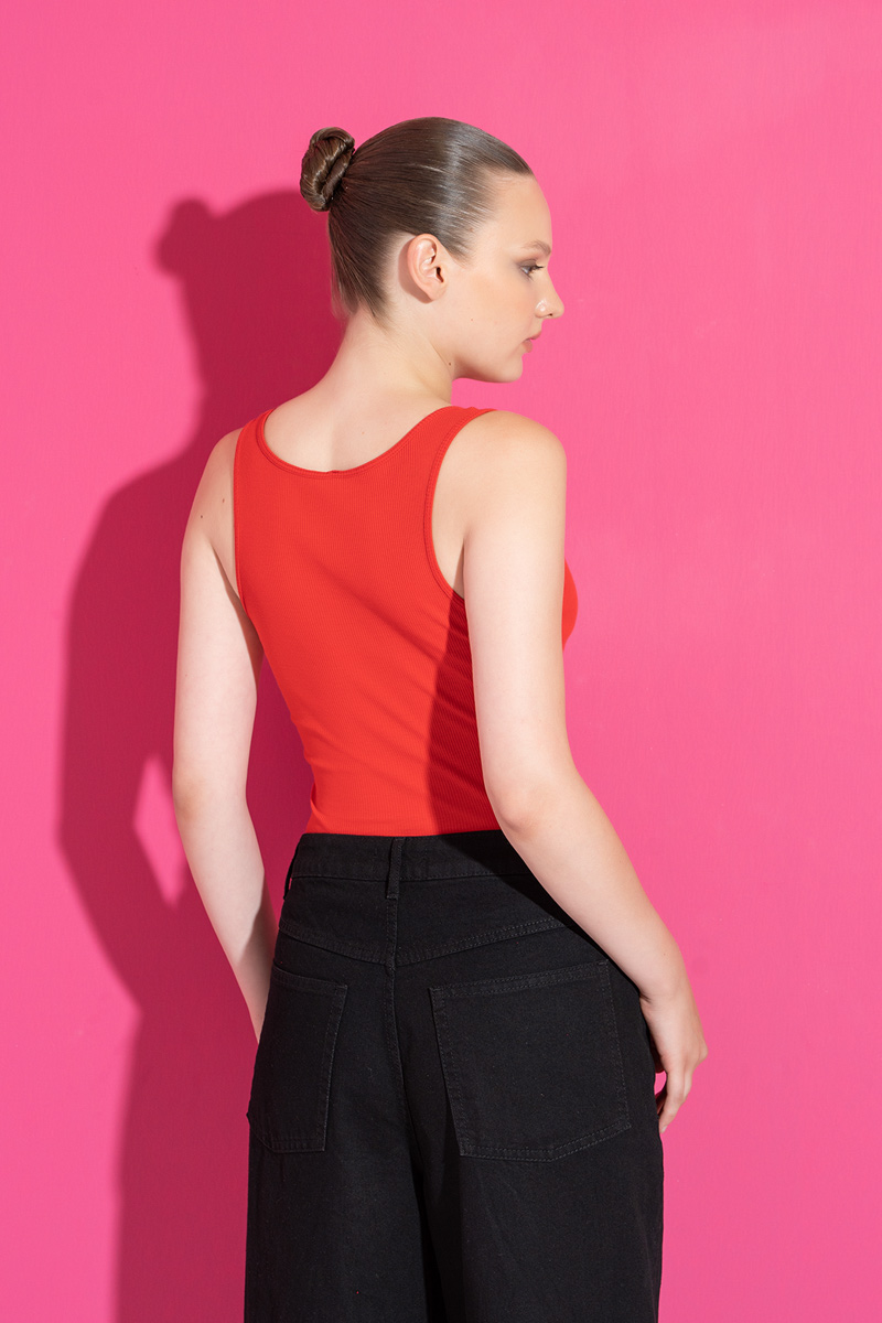 Round Neck Sleeveless Red Blouse