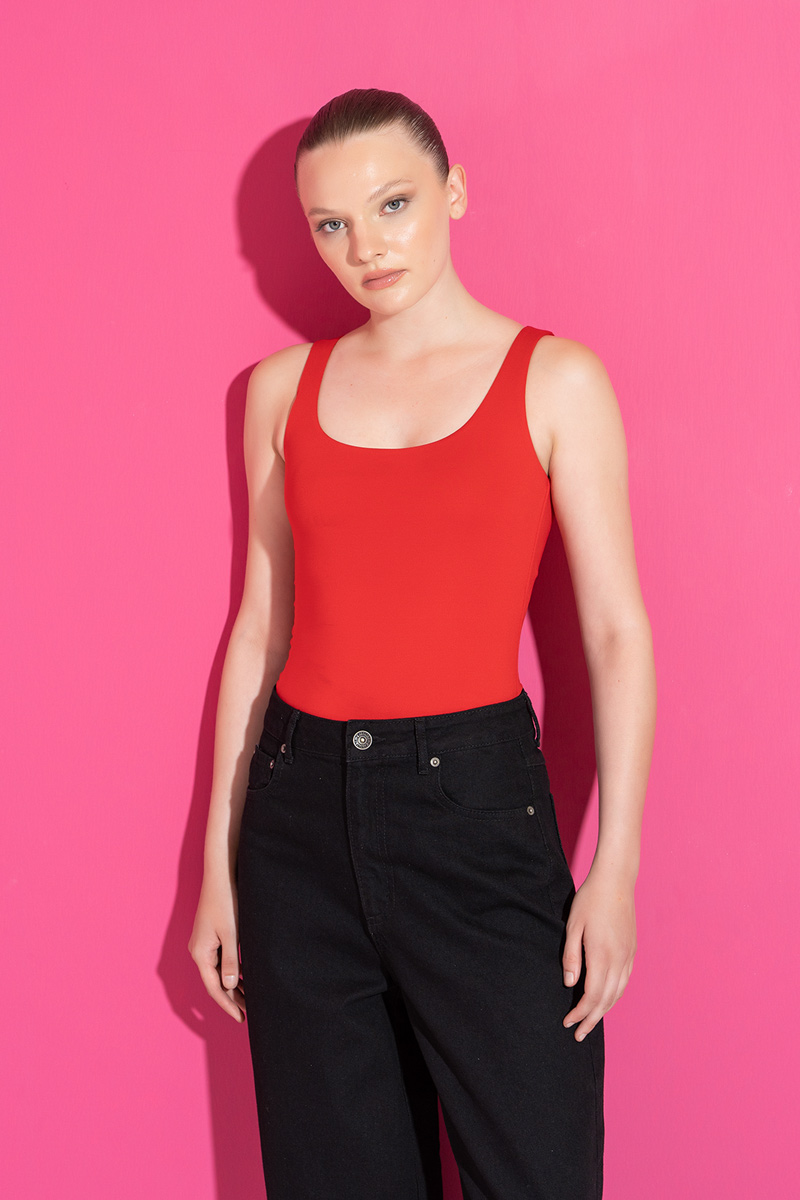 Round Neck Sleeveless Red Tank Top