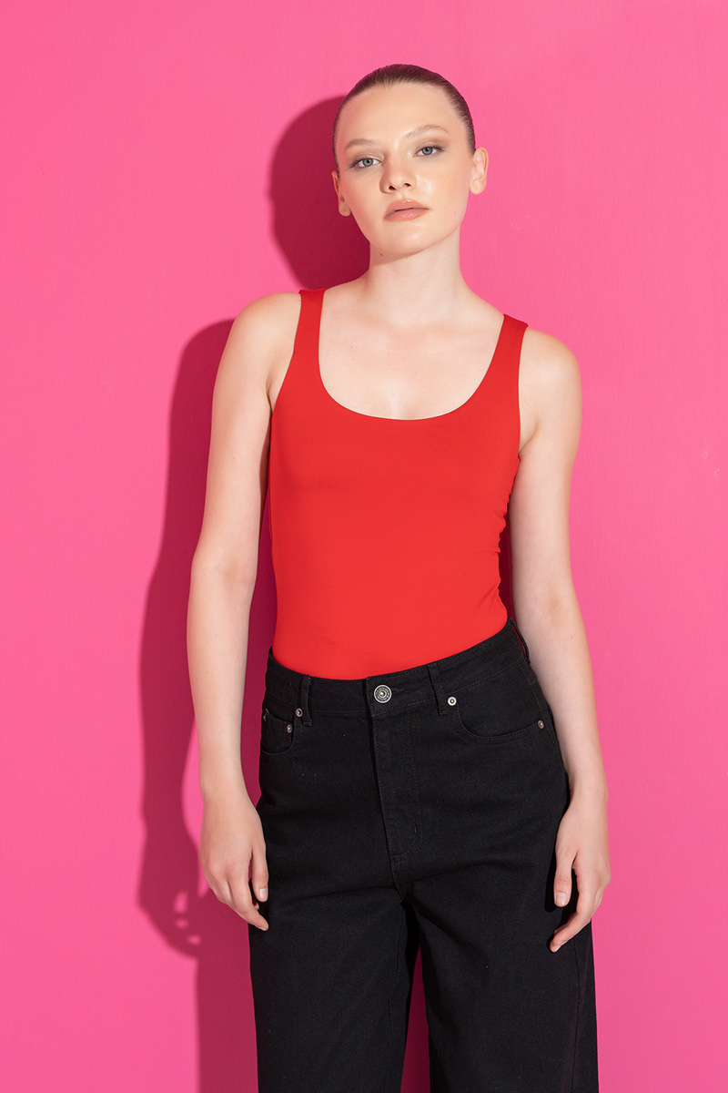 Round Neck Sleeveless Red Tank Top