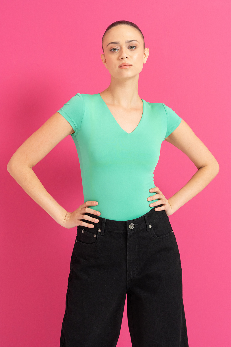 Basic V Neck Top in New Green