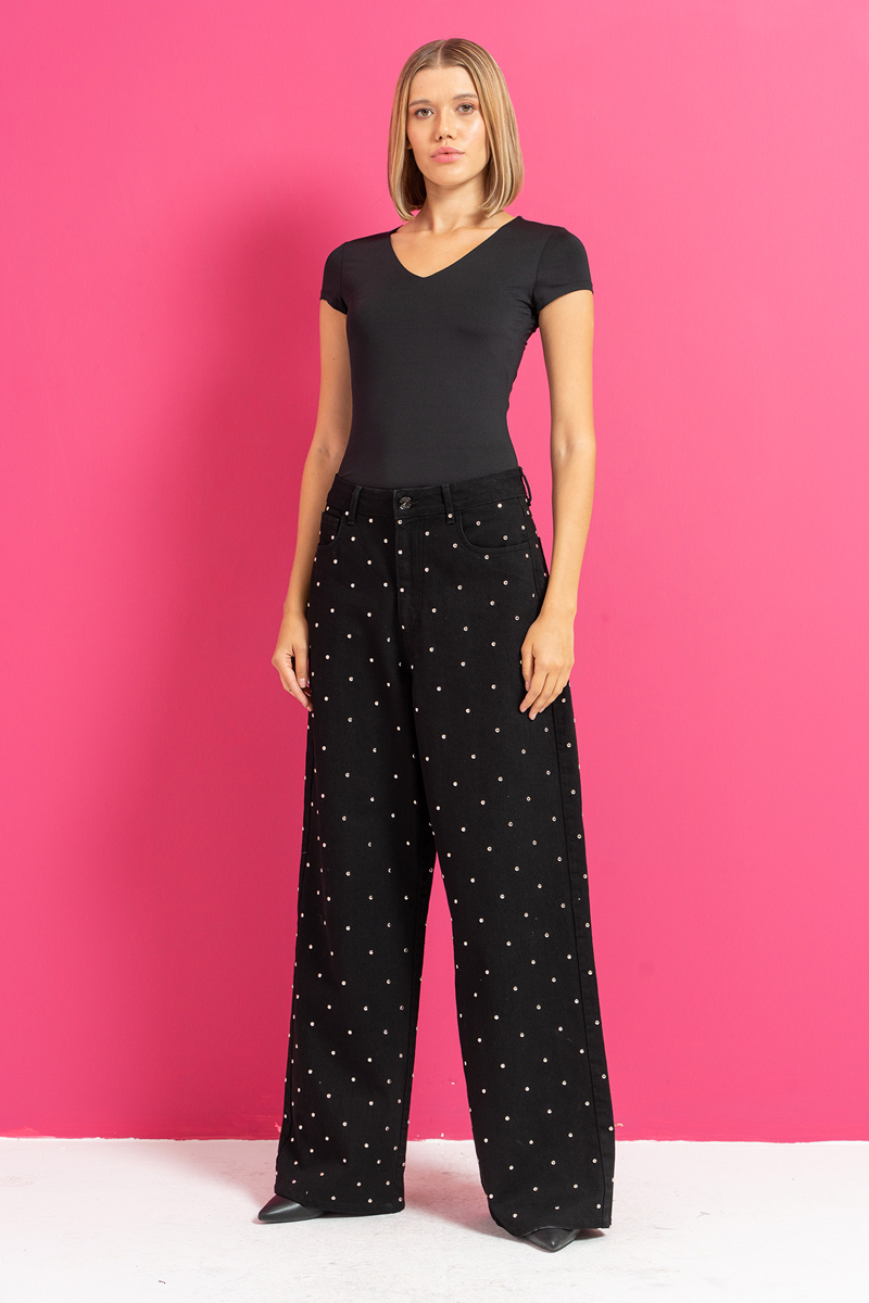 Basic V Neck Top in Black