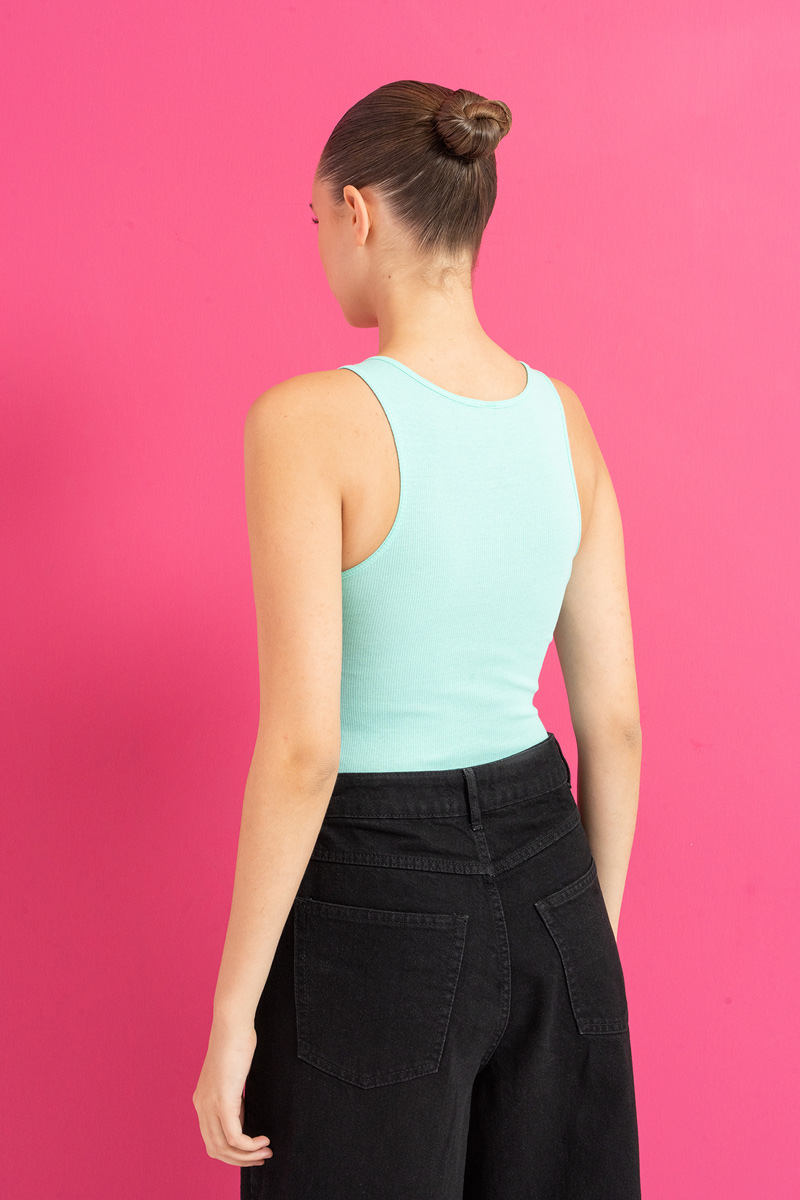 Round Neck Sleeveless Mint Blouse