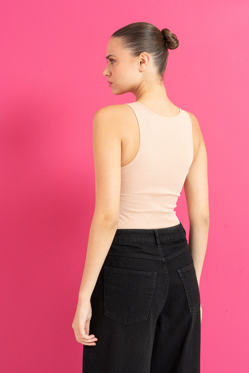 Round Neck Sleeveless Nude Blouse