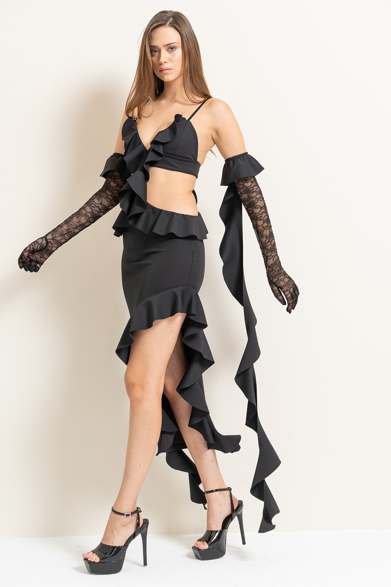 Siyah Dantel Eldivenli Askılı Volanlı Elbise