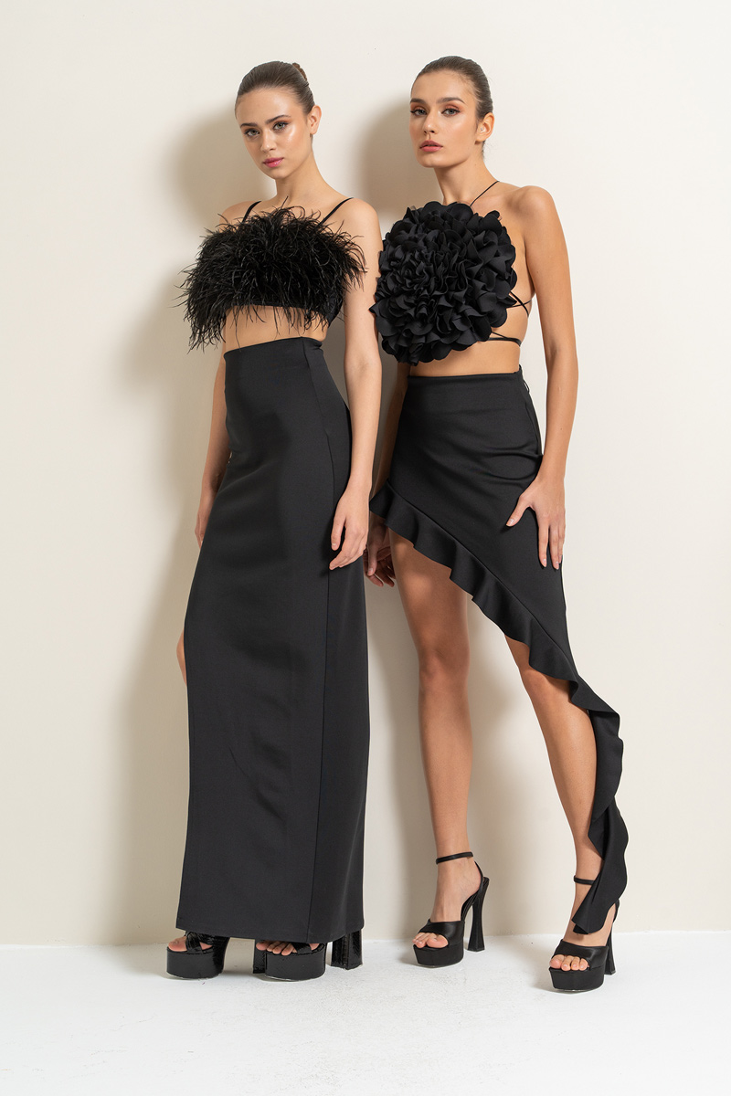 Siyah Askılı Tüylü Mini Büstiyer