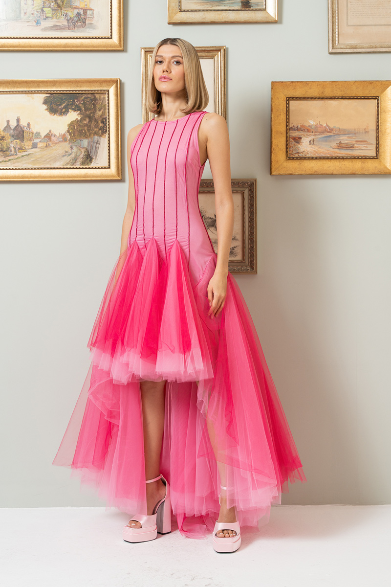 Fushia Pembe Önü Kısa Arkası Uzun Kolsuz Tül Elbise