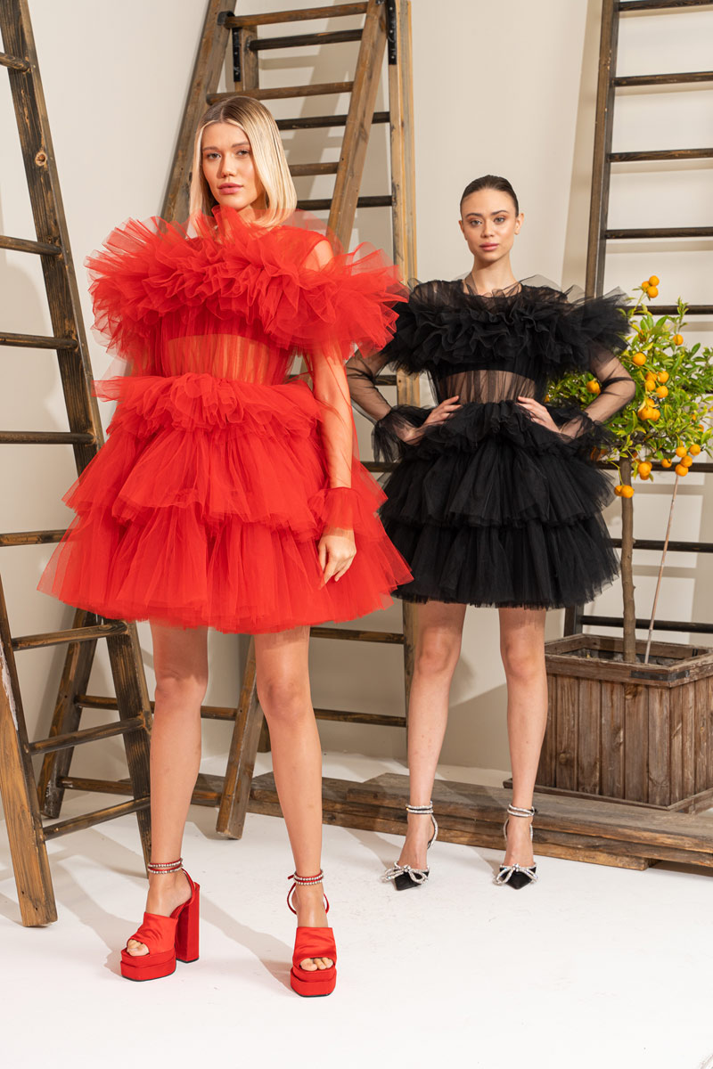 Volanlı Tül Siyah Bisiklet Yaka Mini Elbise