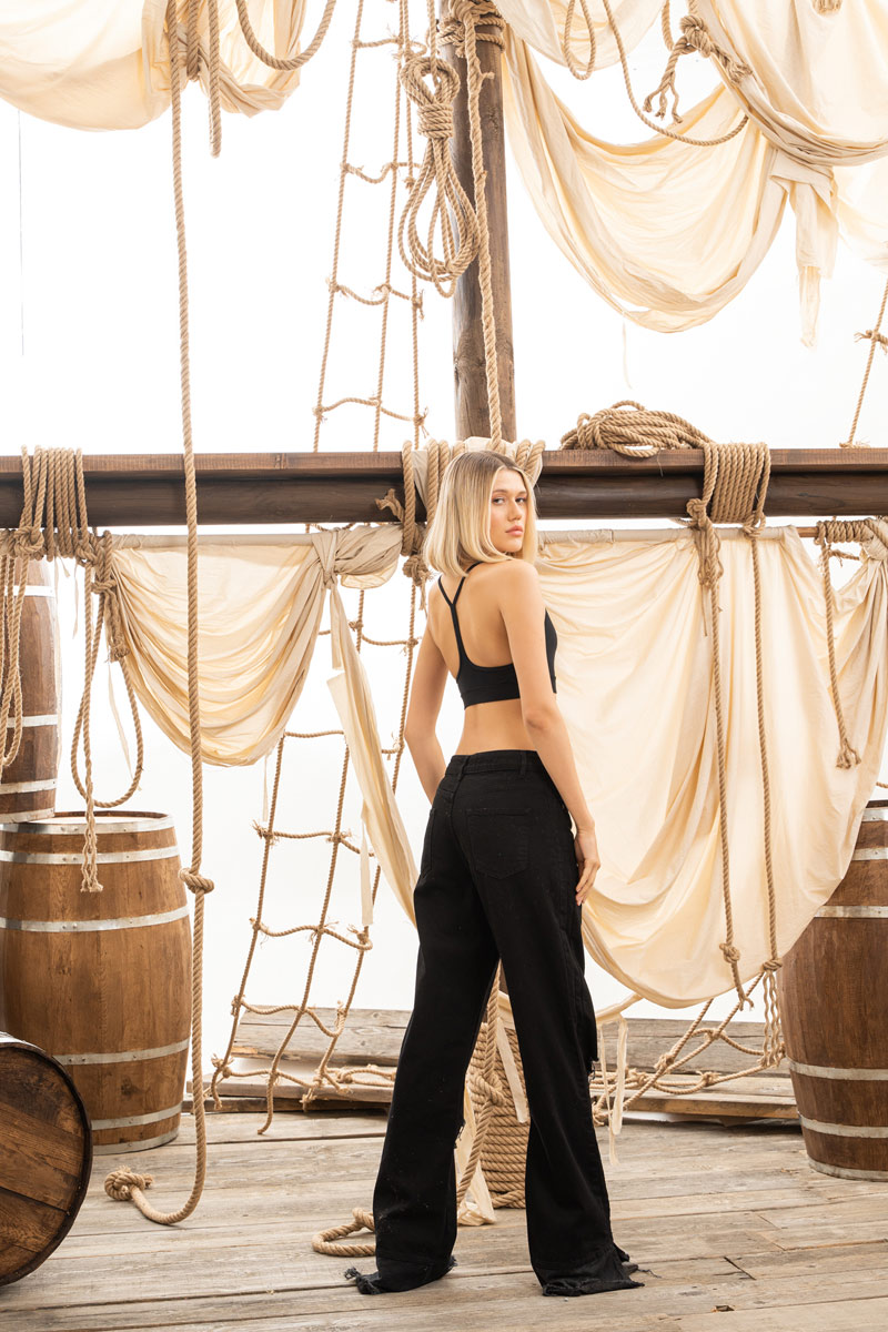 Black Cropped Cami