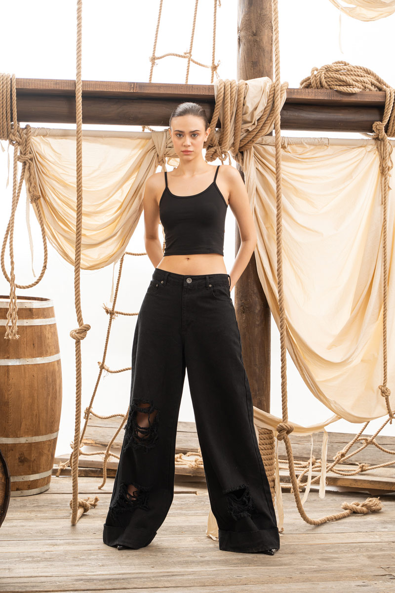 Black Cropped Cami