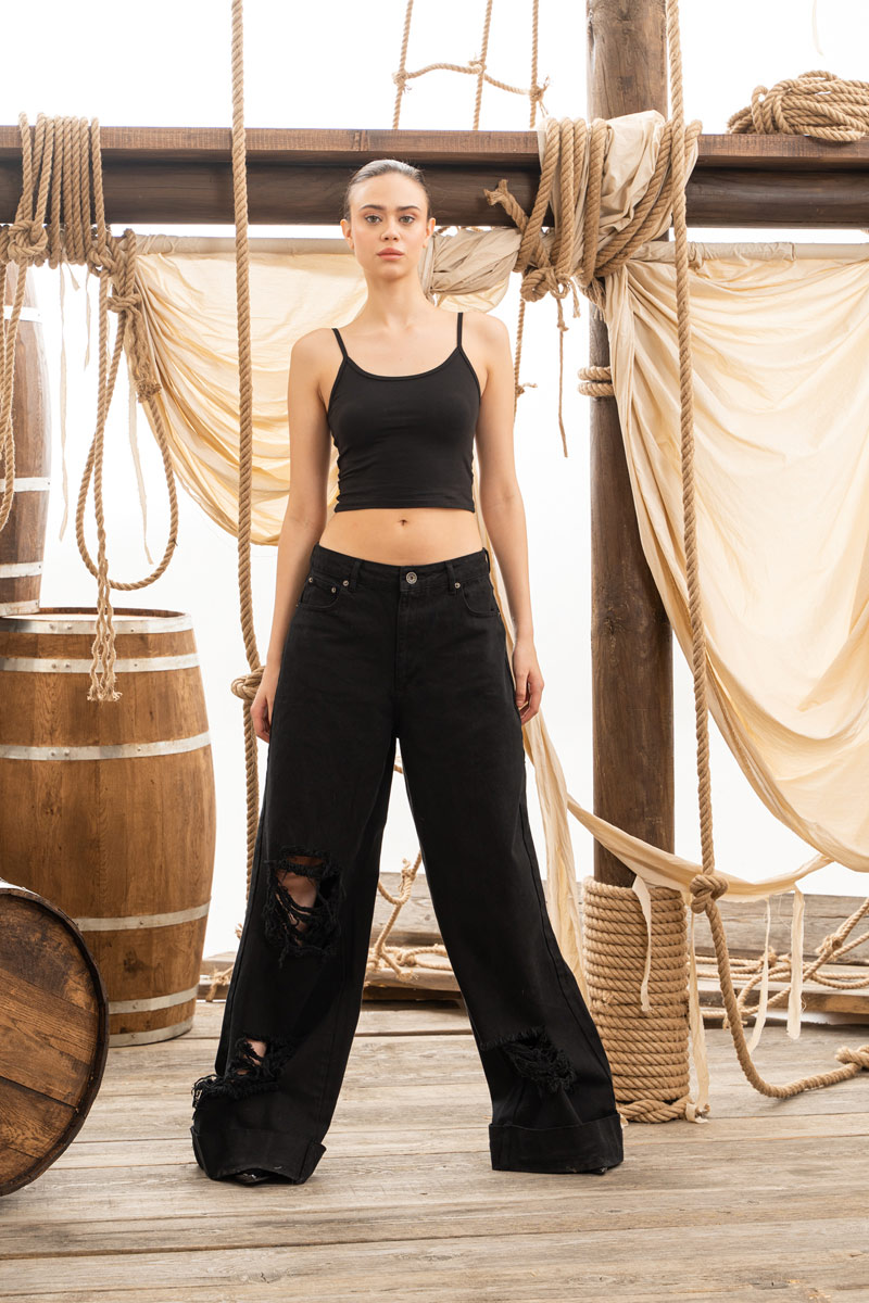 Black Cropped Cami