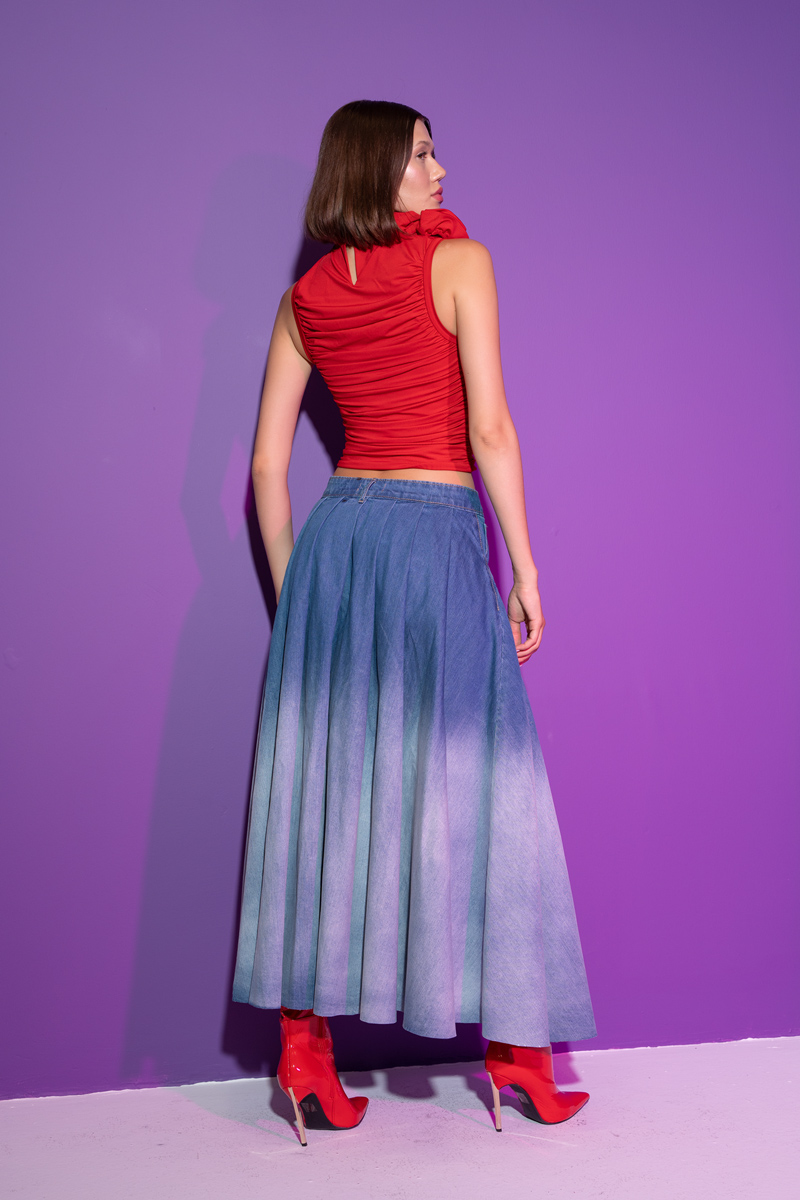 Kırmızı Gül Detaylı Büzgülü Bluz