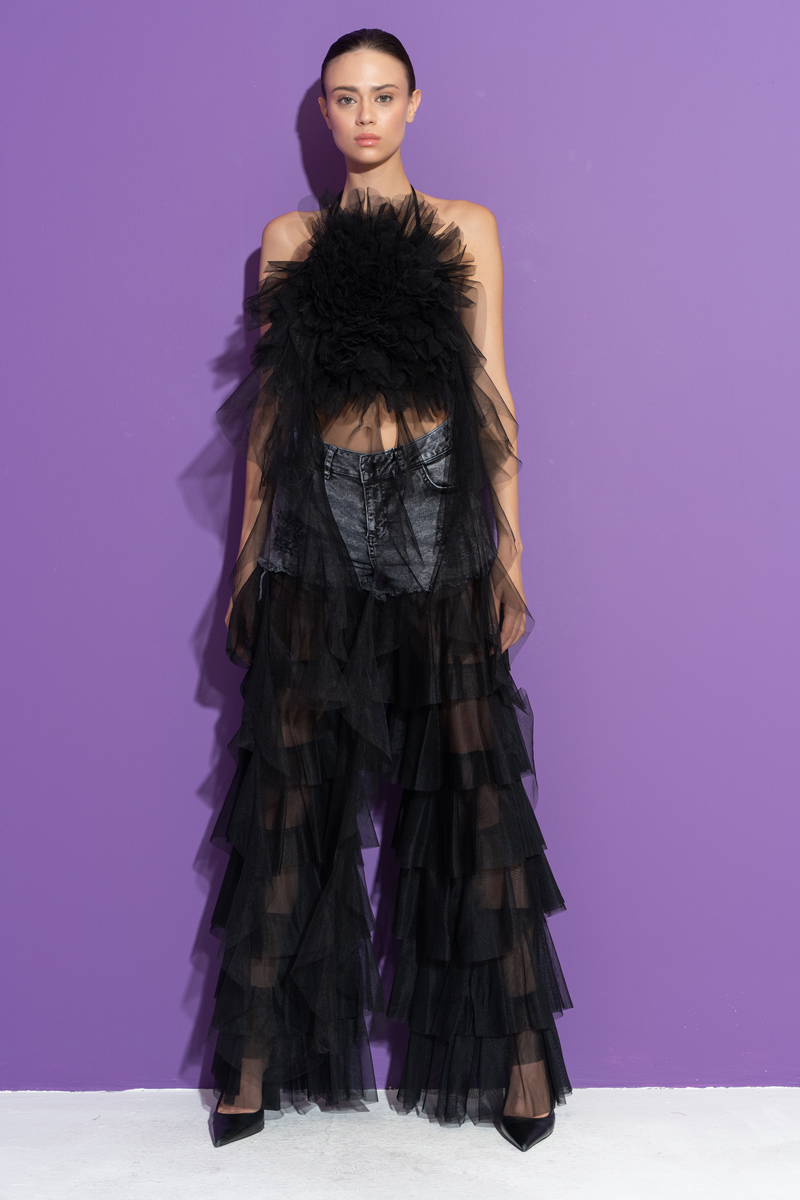 Siyah Biye Bağlamalı Güllü Saçaklı Büstiyer