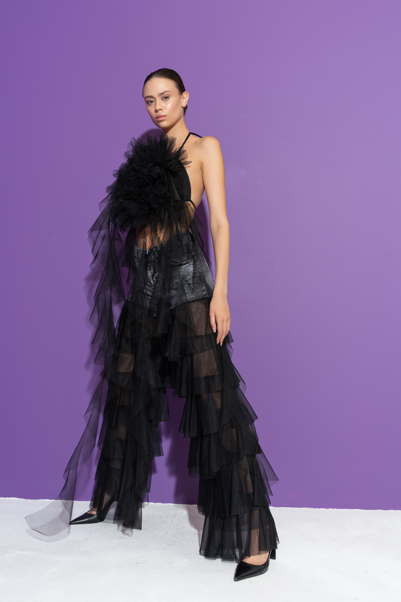 Siyah Biye Bağlamalı Güllü Saçaklı Büstiyer