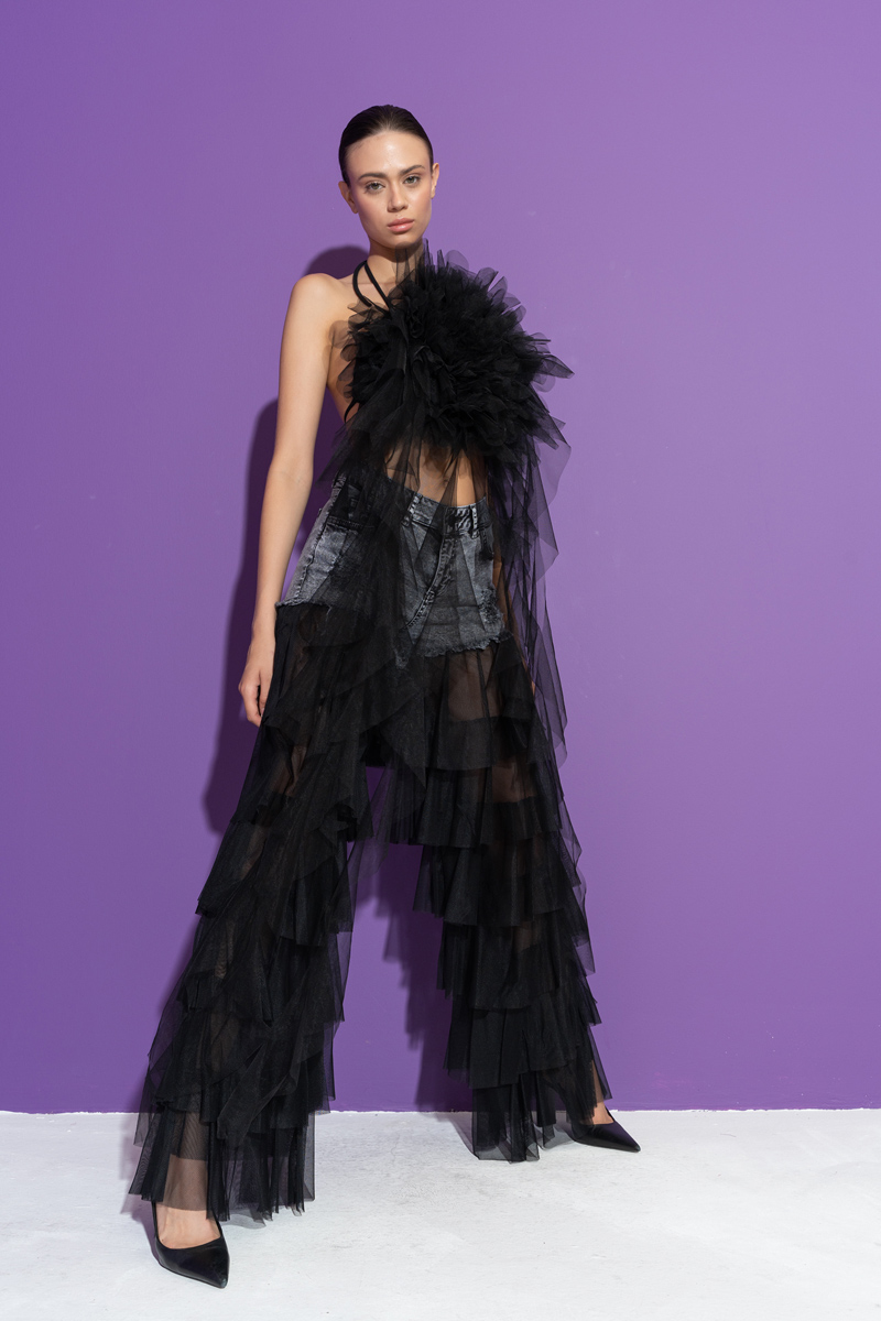 Siyah Biye Bağlamalı Güllü Saçaklı Büstiyer