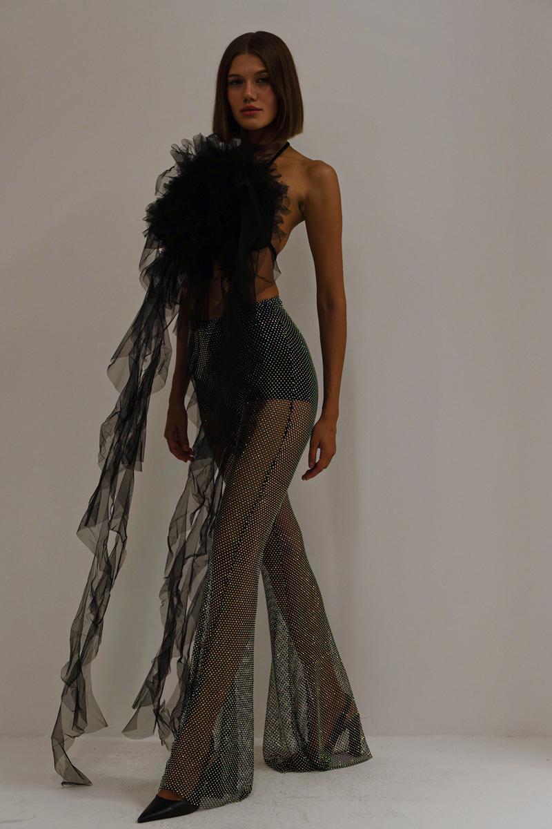 Siyah Biye Bağlamalı Güllü Saçaklı Büstiyer