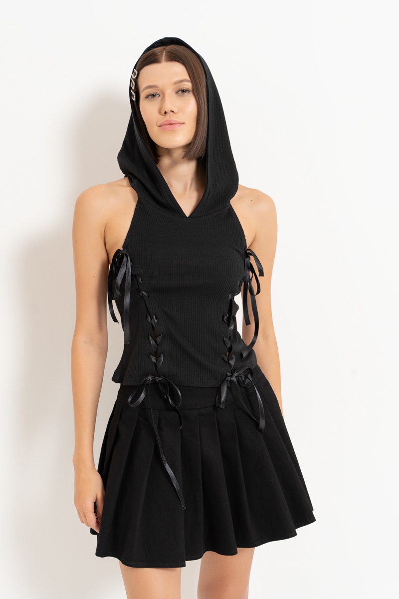 Siyah Kapişonu Kulak Detaylı Kaşkorse Bluz