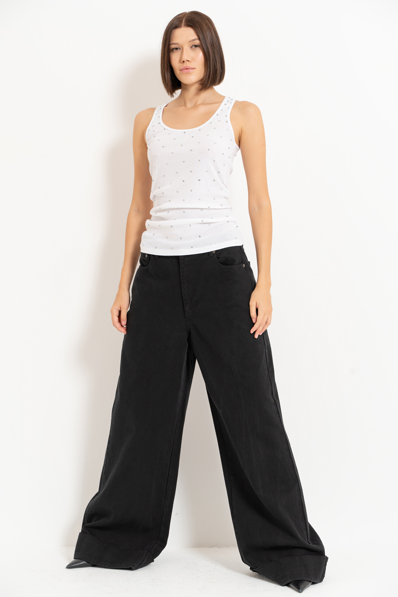 Beyaz Taşlı Kolsuz Bluz