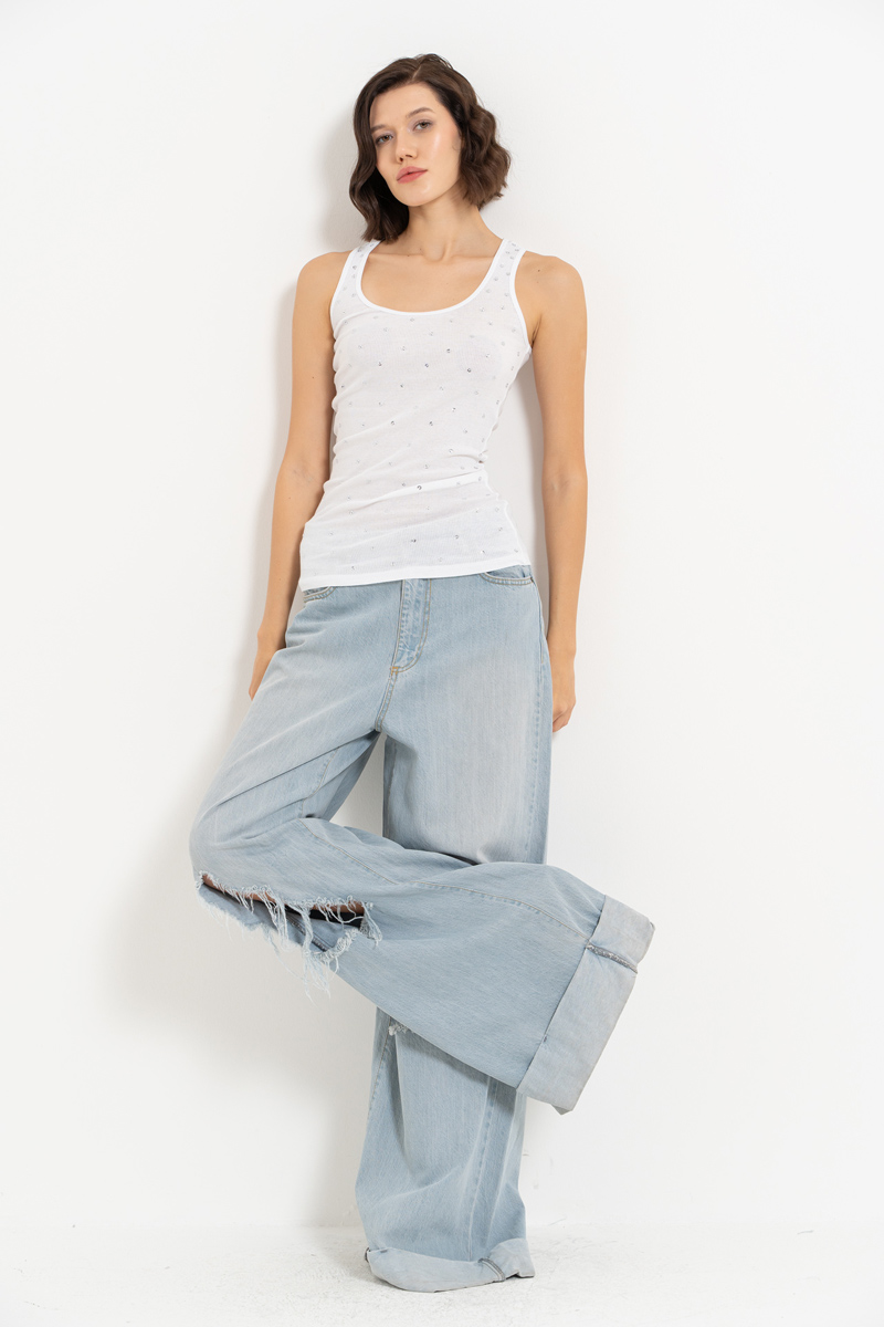 Beyaz Taşlı Kolsuz Bluz