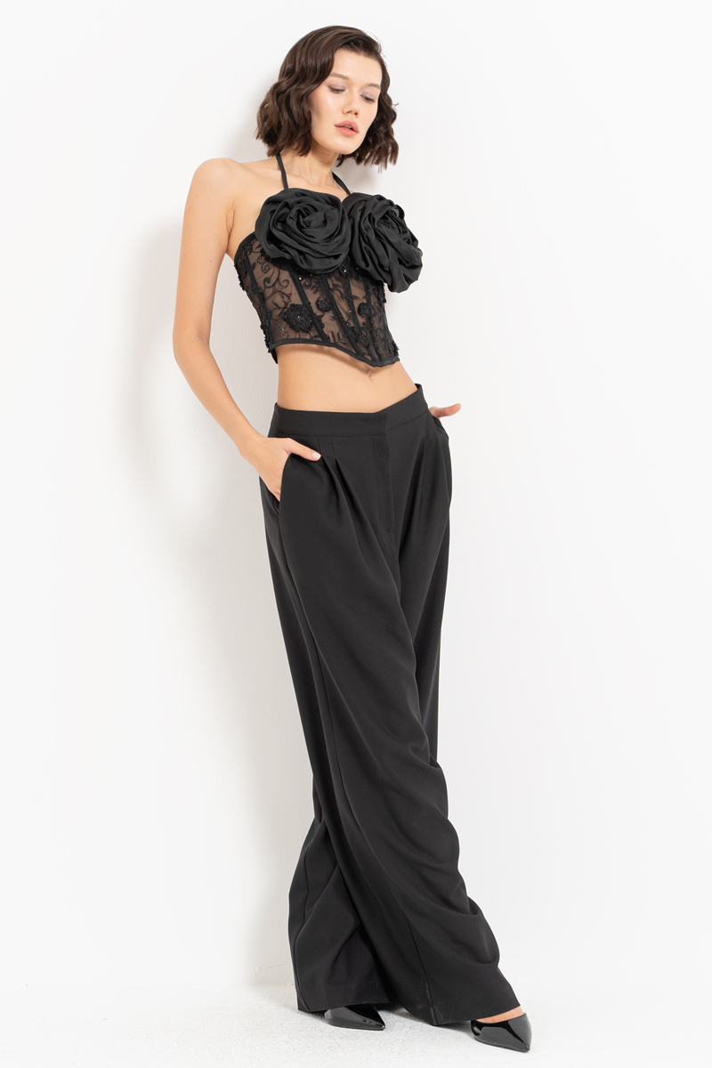 Siyah Pileli Bol Kesim Pantolon