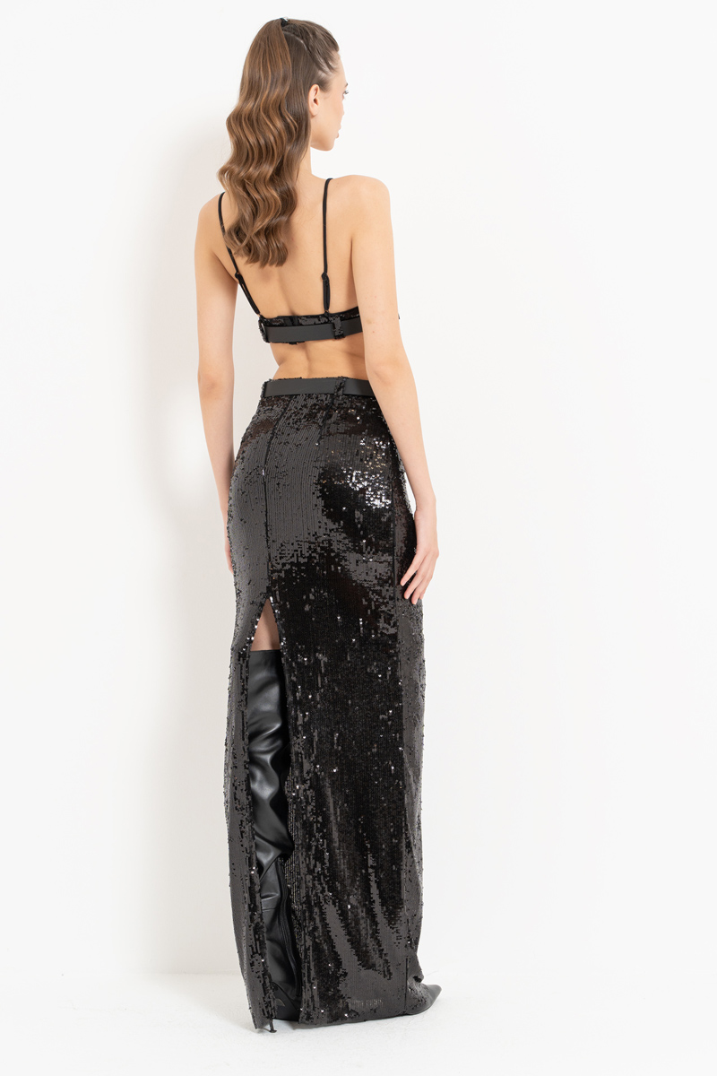 Siyah Kemer Detaylı Pullu Büstiyer & Uzun Etek Takım