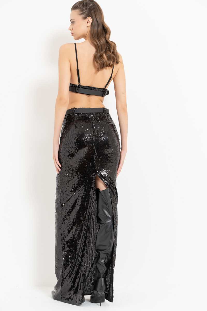 Siyah Kemer Detaylı Pullu Büstiyer & Uzun Etek Takım