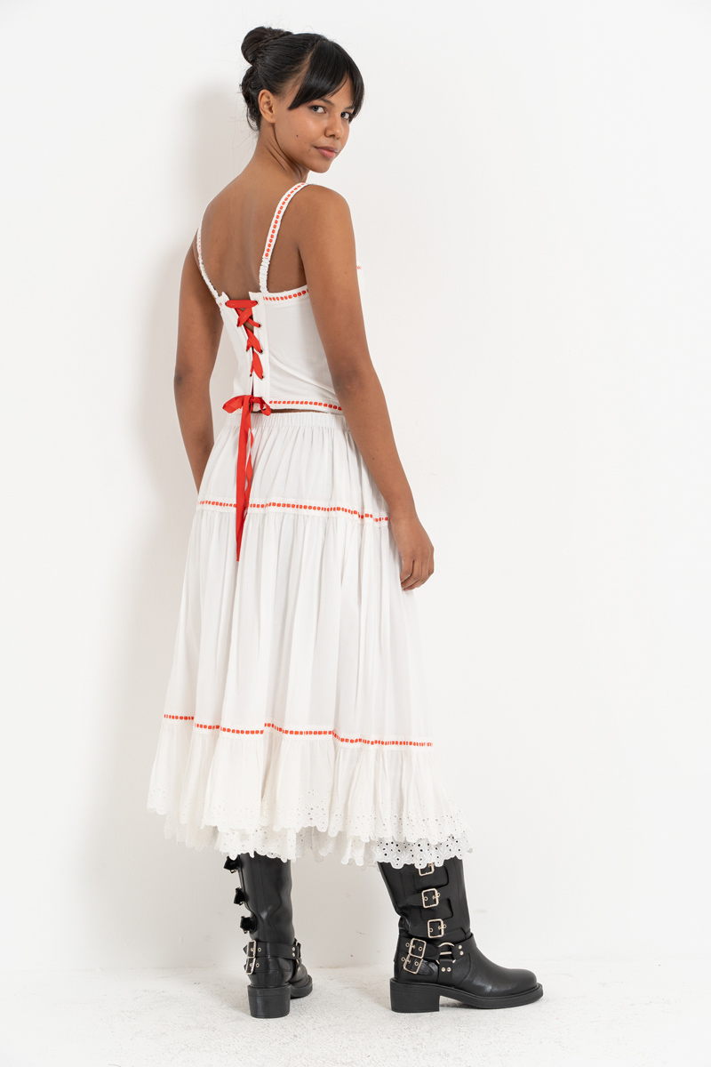 Off white Kontrast Detaylı Askılı Büstiyer & Etek Takım