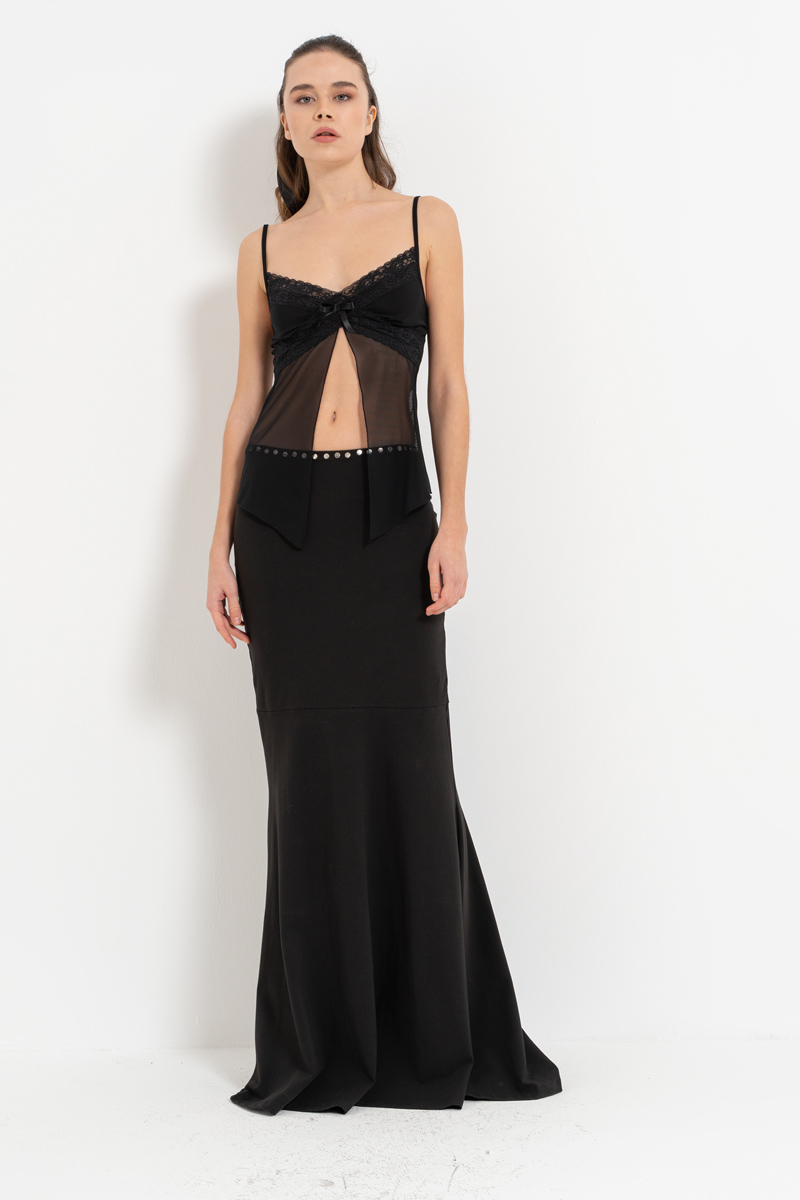 Siyah Askılı Dantelli Tül Bluz