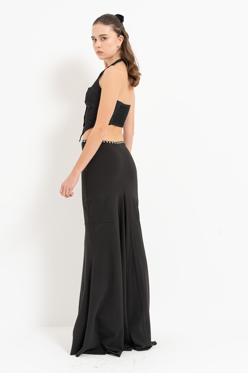 Siyah Boyundan Geçmeli Düğmeli Büstiyer