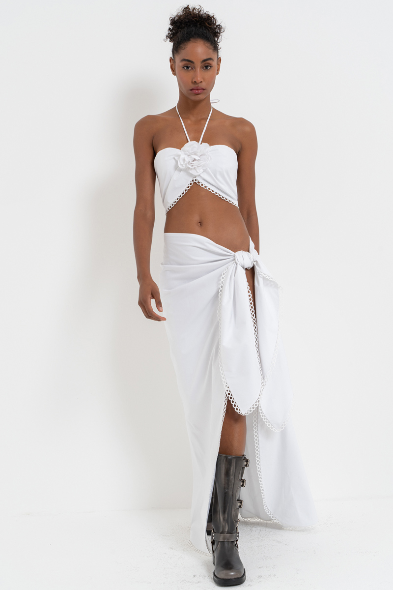 Off white Gül Detaylı Büstiyer & Bağlama Detaylı Etek Takım