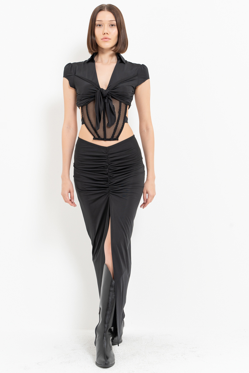 Siyah Bağlamalı Crop Bluz & Yırtmaçlı Etek Takım