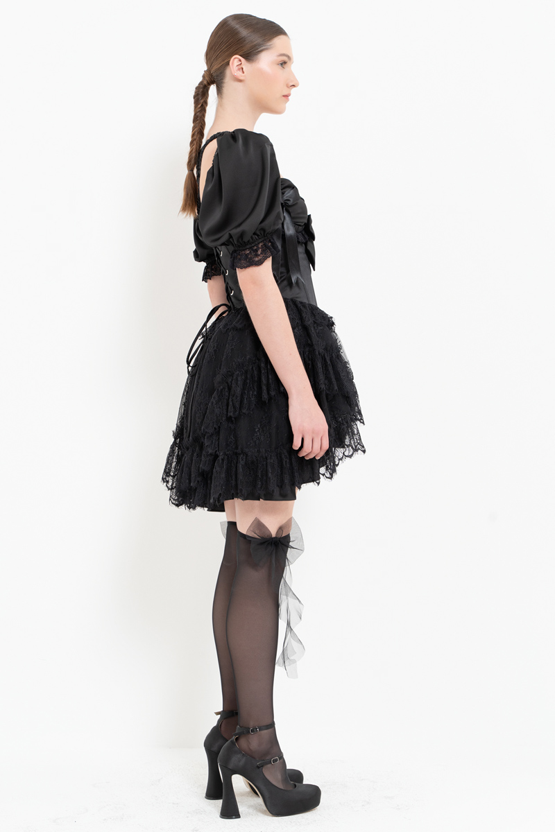 Siyah Korse Detaylı Saten Elbise