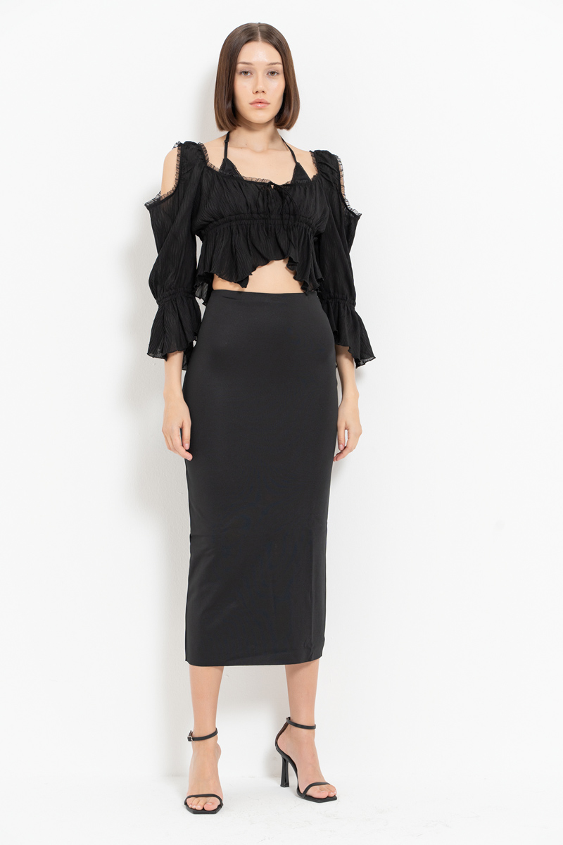 Siyah Omuz Dekolteli Şifon Bluz