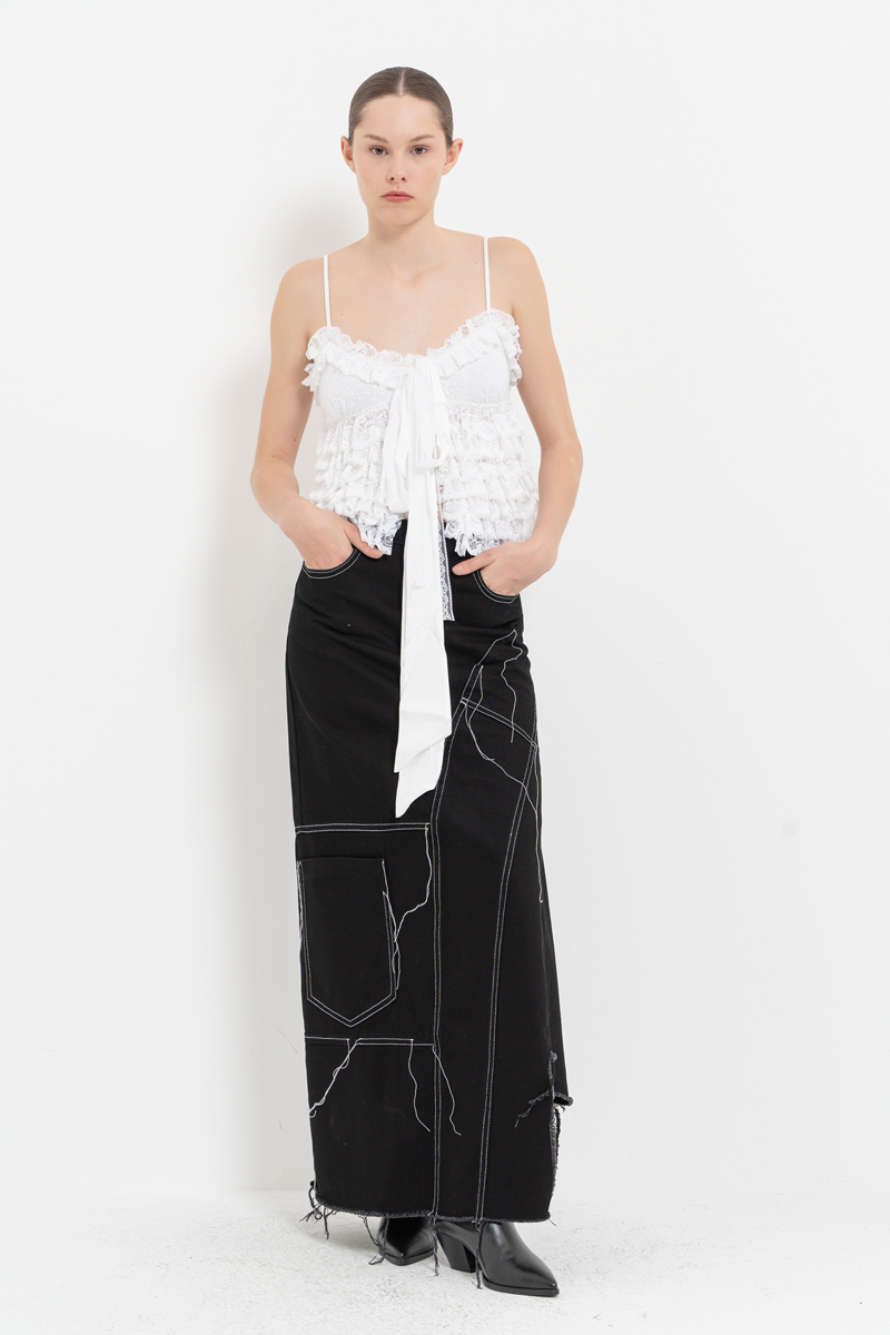 Siyah Parçalı Uzun Kot Etek