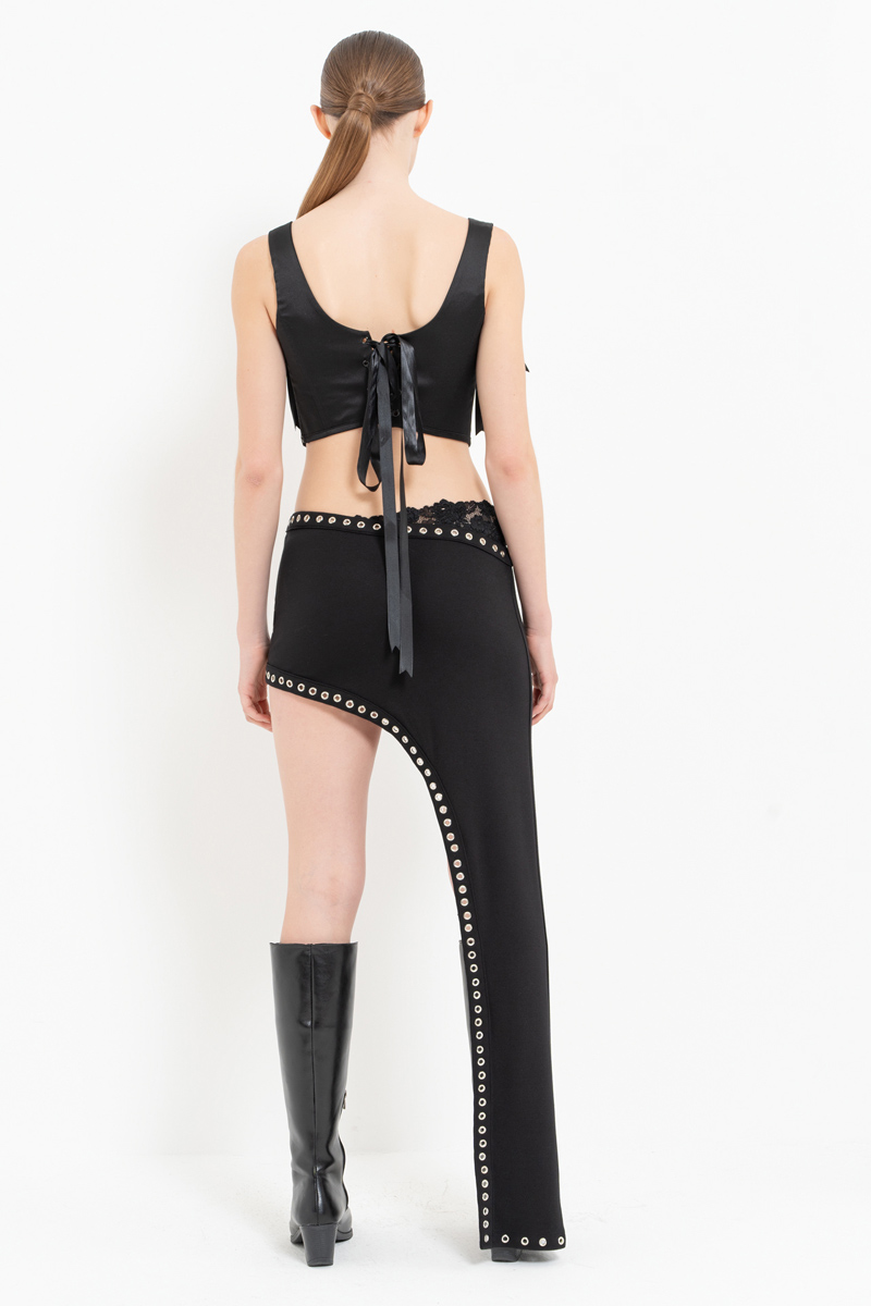 Siyah Kuşgözü Detaylı Mini Etek