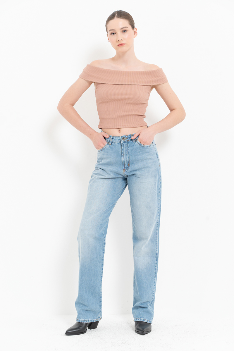 Karamel Madonna Yaka Crop Top