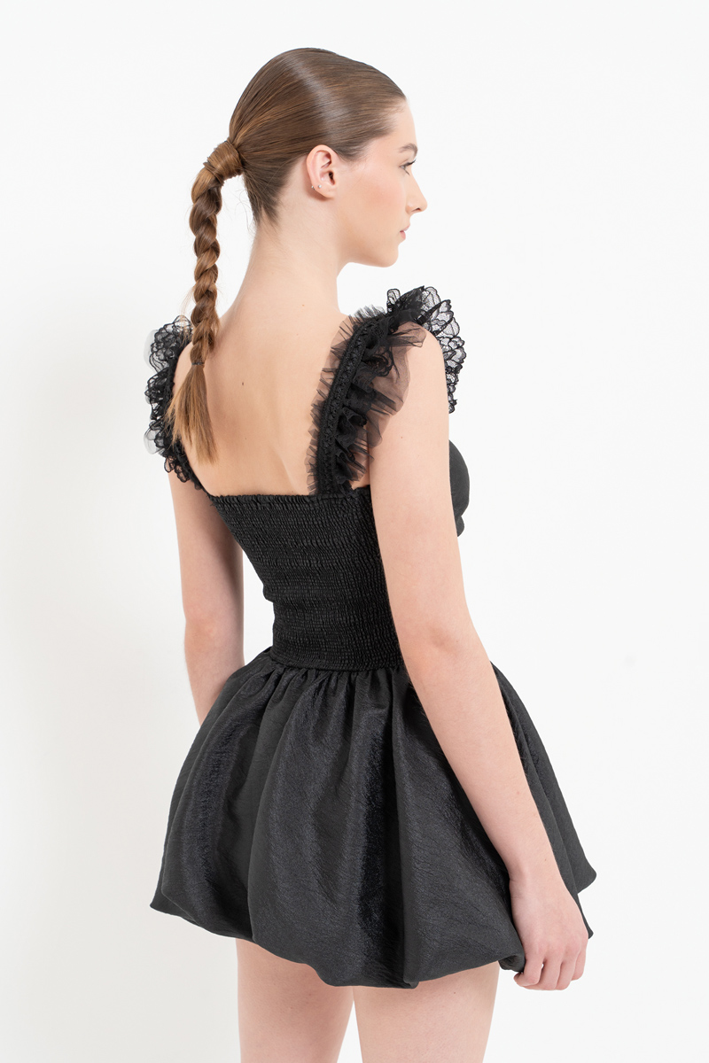 Siyah Fırfırlı Kalp Detaylı Mini Elbise