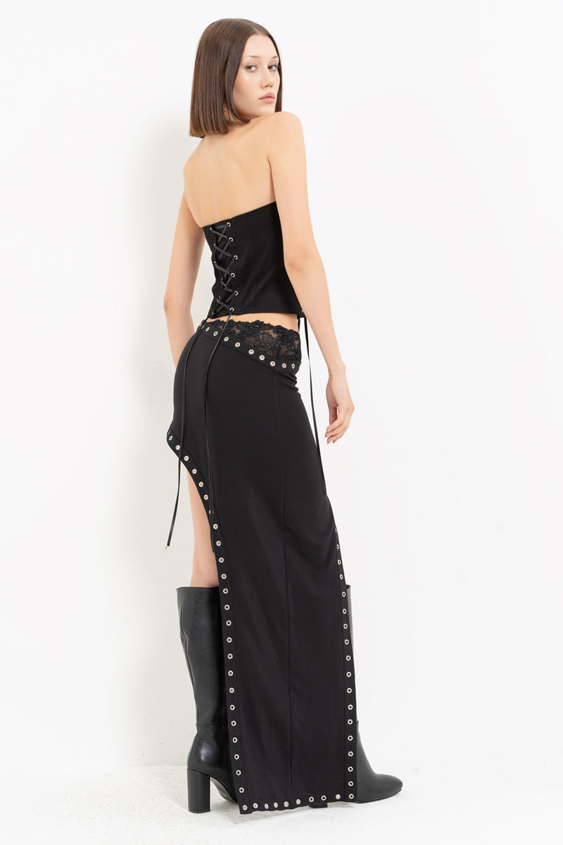 Siyah Kuşgözü Detaylı Mini Etek