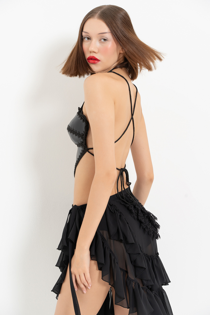 Siyah Kalp Yaka Mini Büstiyer