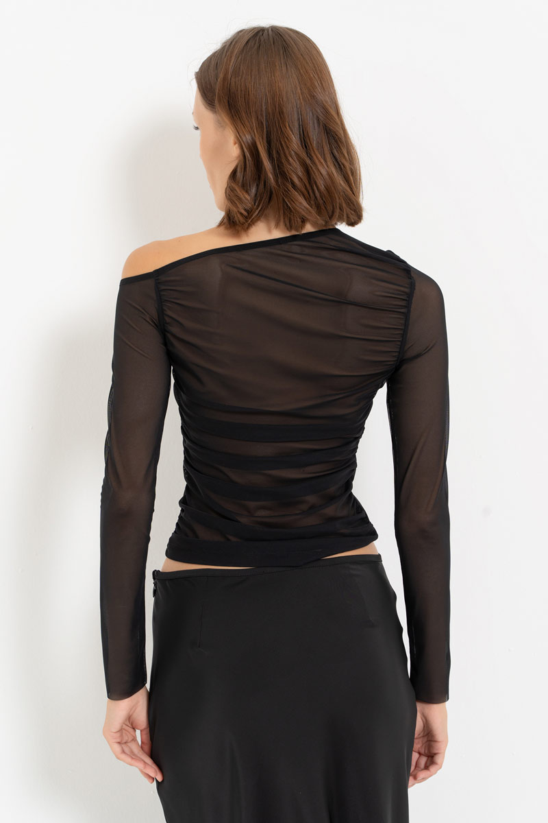 Siyah Gül Detaylı Agraflı Tül Bluz