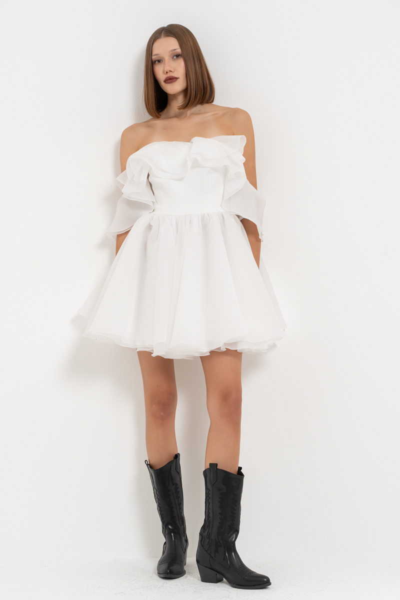 Off white Omuz Dekolteli Volanlı Mini Elbise