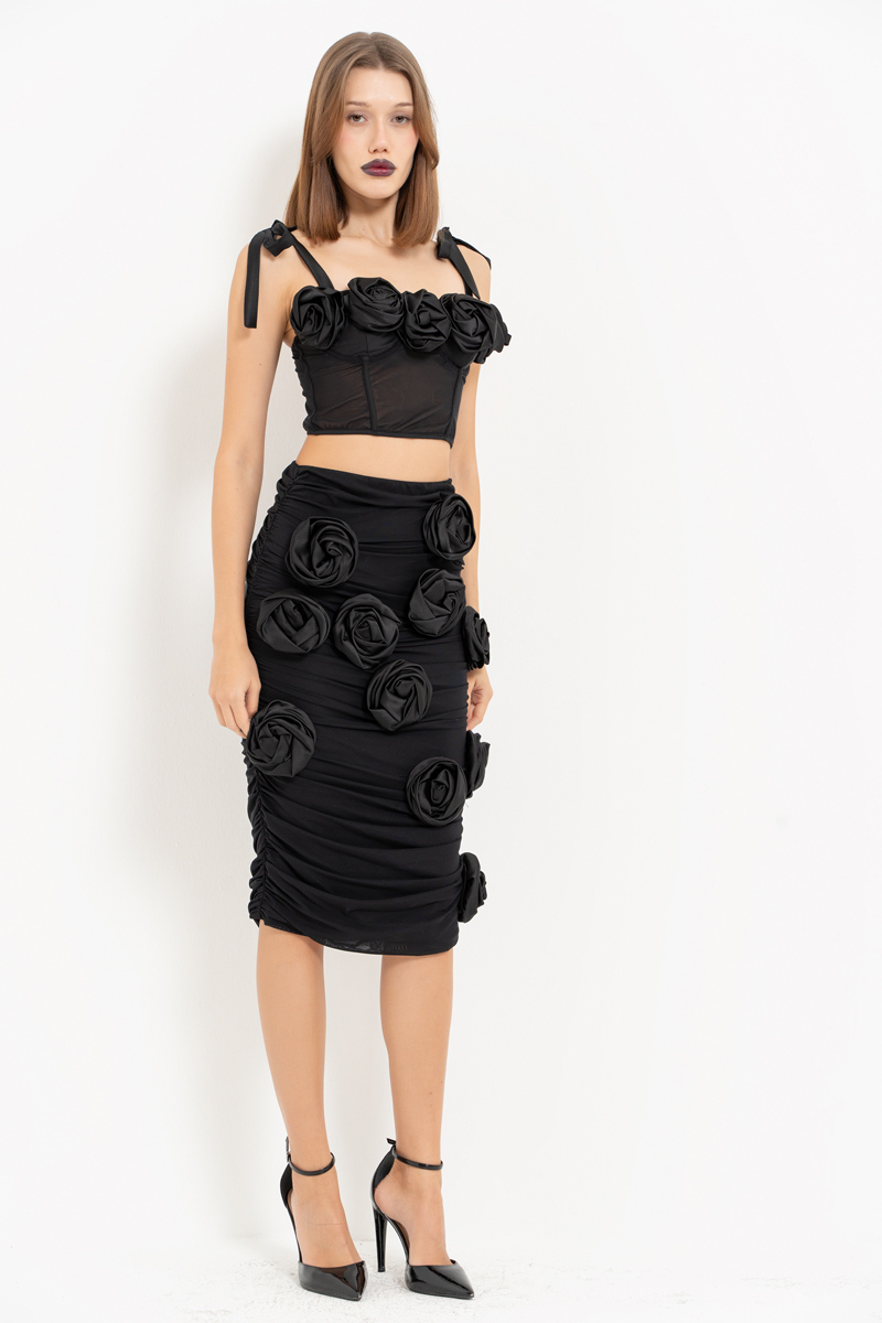 Siyah Gül Detaylı Midi Tül Etek